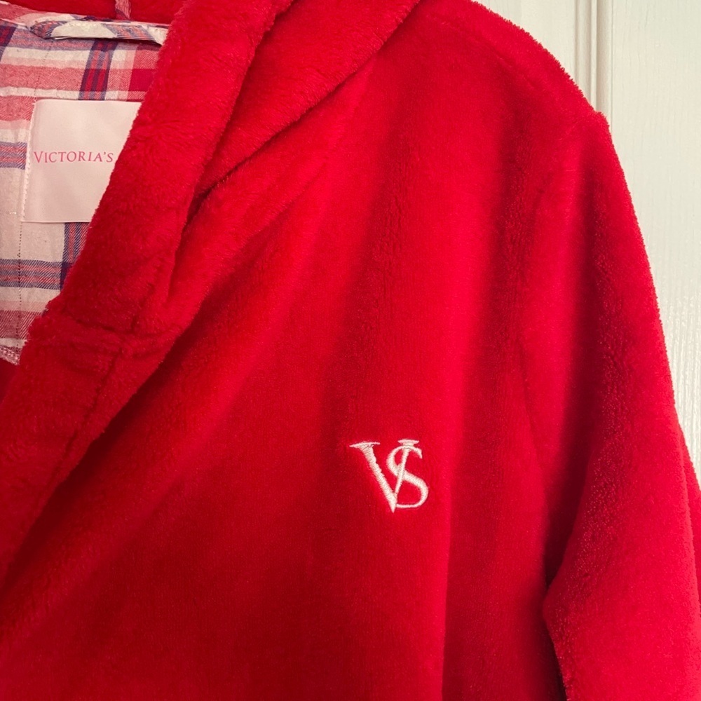 Victoria's Secret Long Red Robe size small - Picture 2 of 6